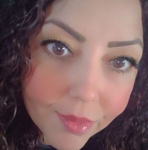 Meet your Posher, Shirin
